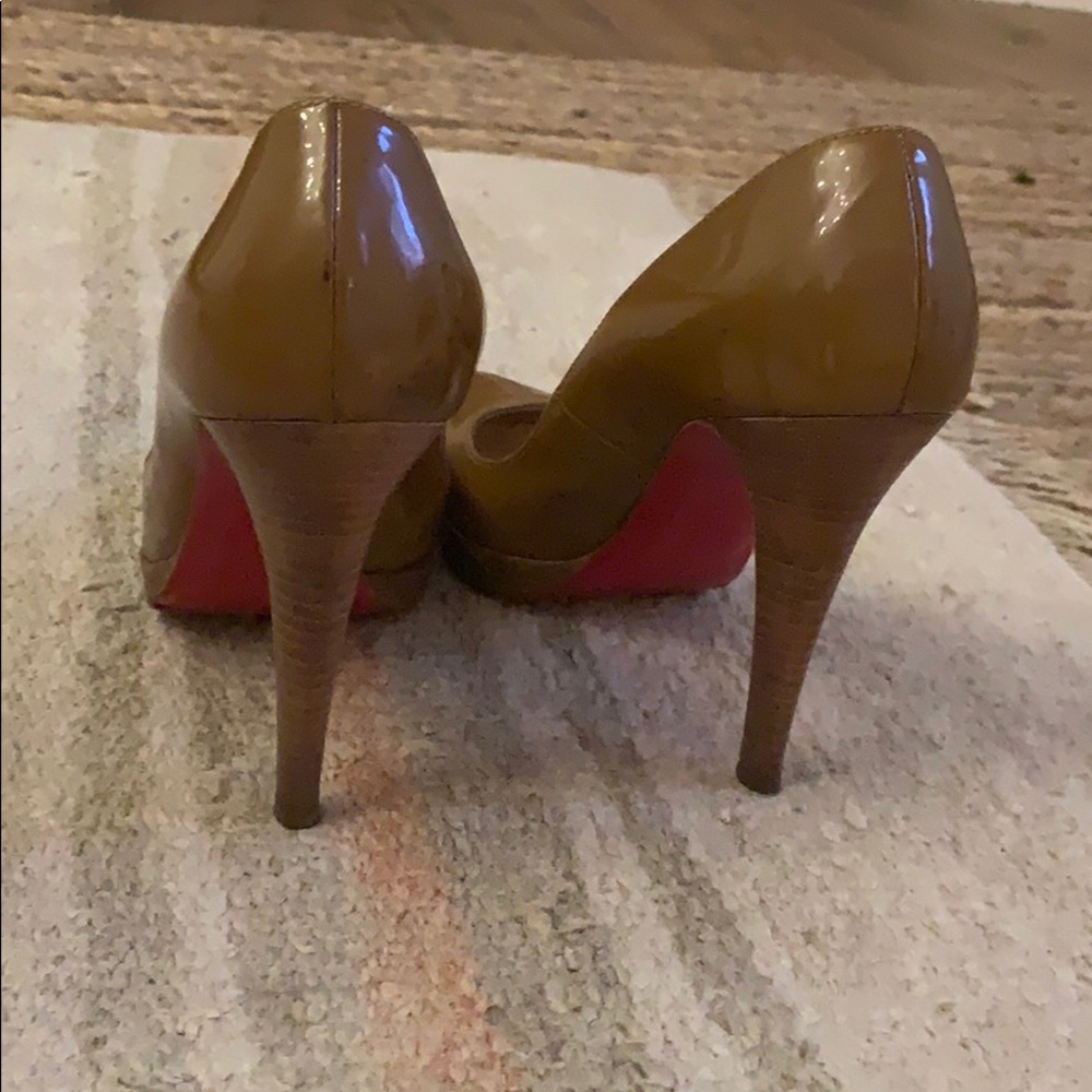 AUTHENTIC Christian Louboutin Patent Leather Pumps